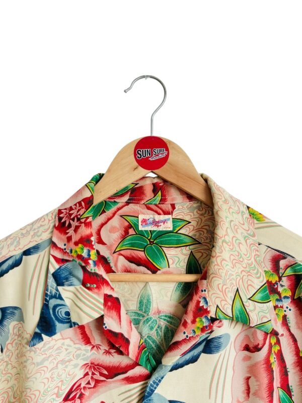 SUN SURF HAWAIIAN SHIRT "CARPS UP THE FALLS" - Image 2