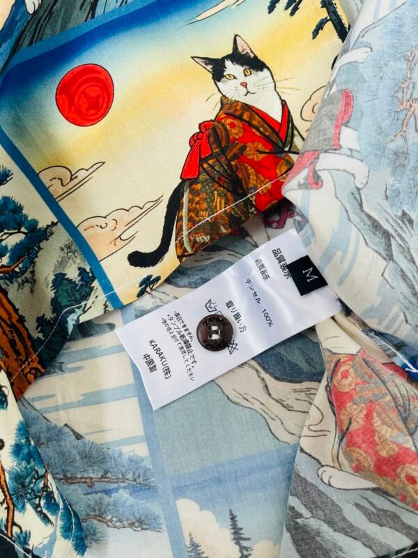 KARAKU HAWAIIAN SHIRT “KARAKU Climbing Cat Scroll” - Image 7